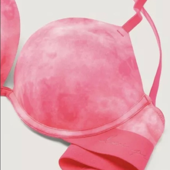 Victoria's secret pink wear everywhere Super
push up bra size 38D VS New - Picture 7 of 8